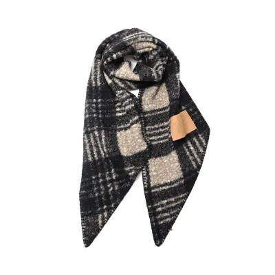 Manton Borde Triangular 30x180 Cuadrille Beige Y Negro