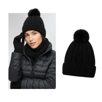 Gorro Lana Trenzado Con Pompon Negro