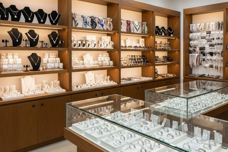 local de bijouterie accesorios de moda exhibidores organizados venta mayorista